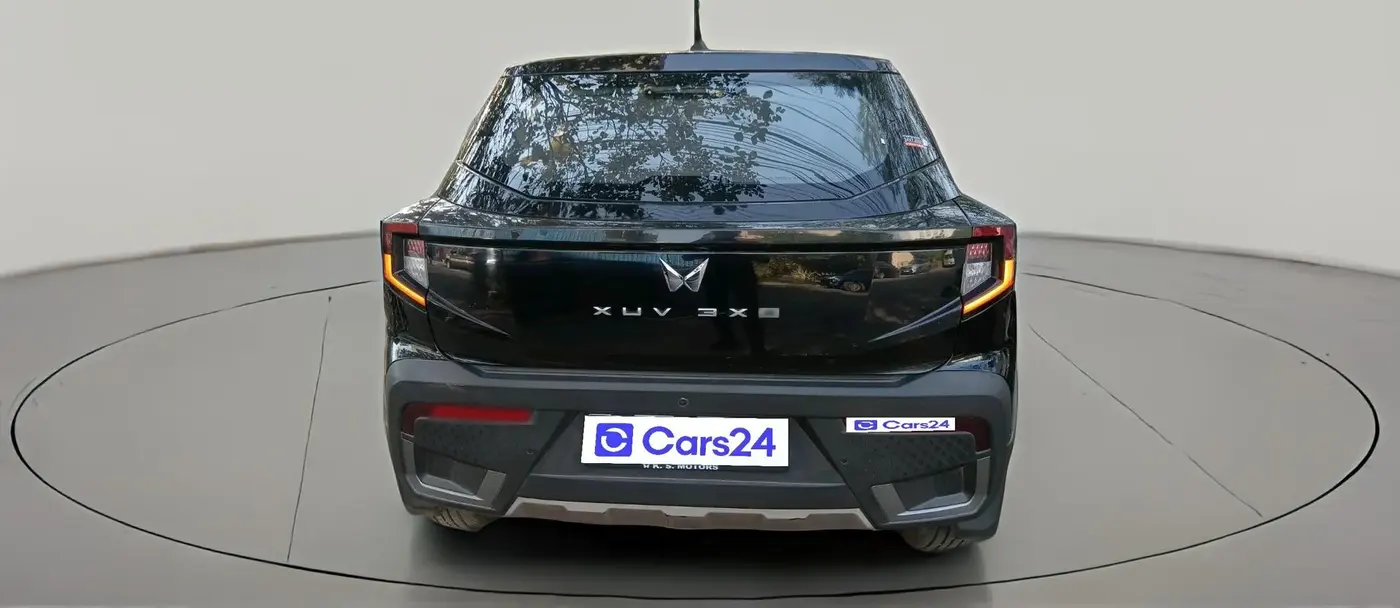2025 Mahindra XUV 3XO MX2 Pro 1.2 L TCMPFI AT, Petrol, Automatic, 14,430 km, exterior