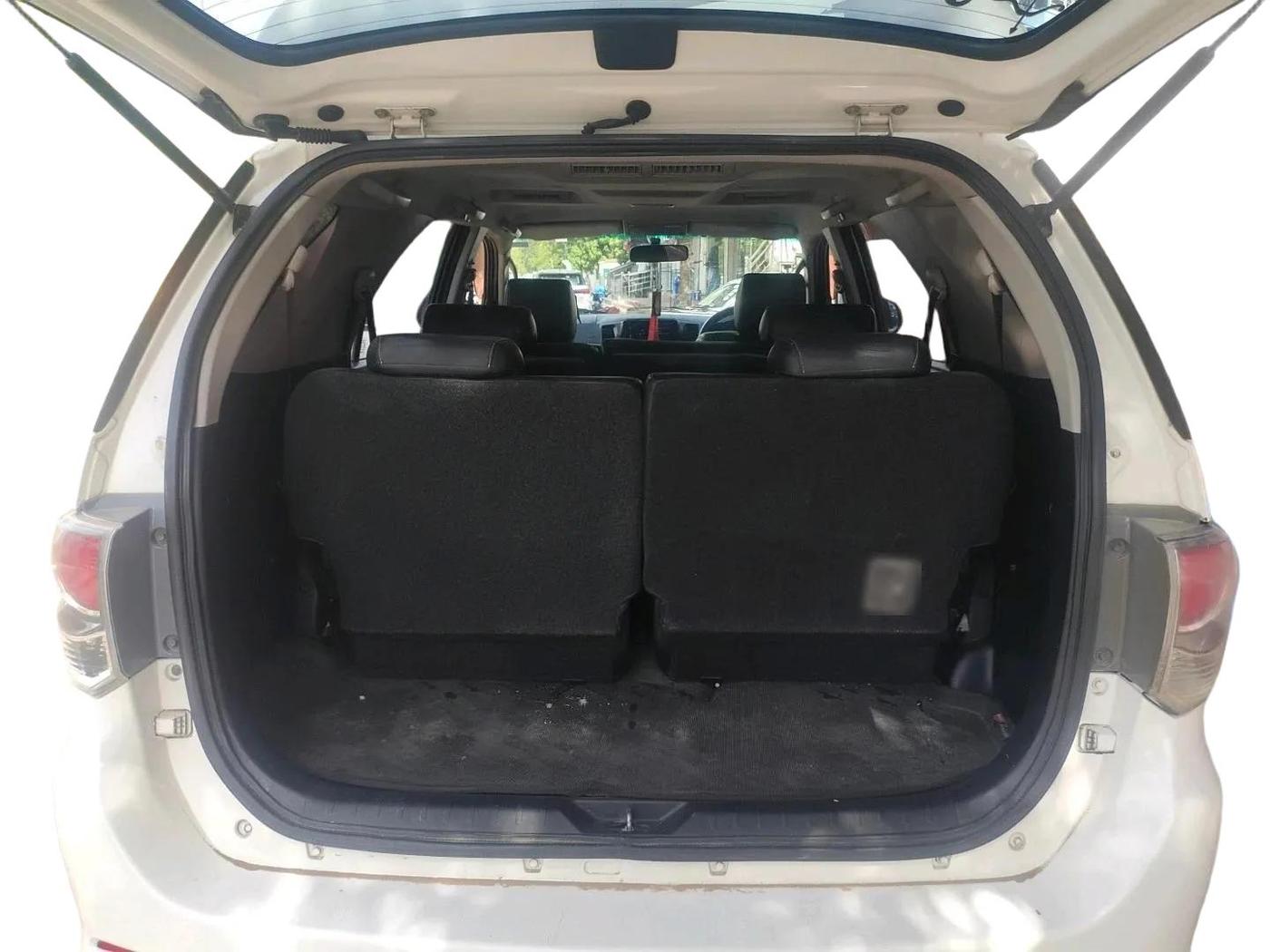 2015 Toyota Fortuner 3.0 4X4 MT, Diesel, Manual, 1,16,976 km, exterior