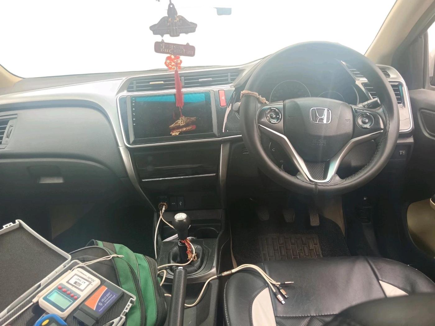 2015 Honda City 1.5L I-DTEC V, Diesel, Manual, 89,018 km, interior