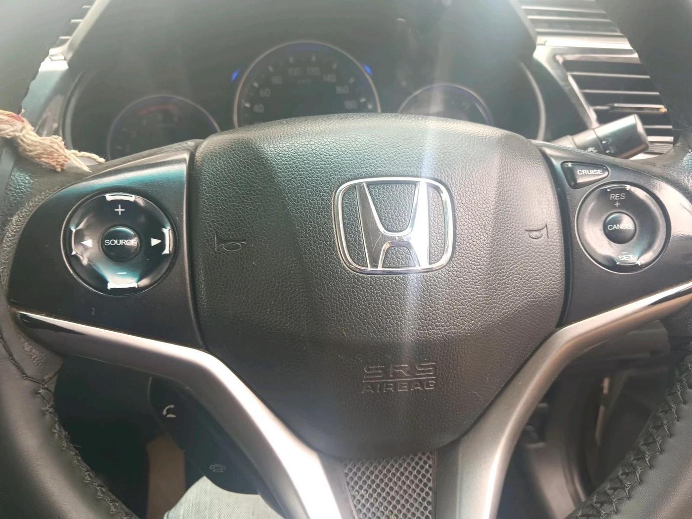 2015 Honda City 1.5L I-DTEC V, Diesel, Manual, 89,018 km, interior