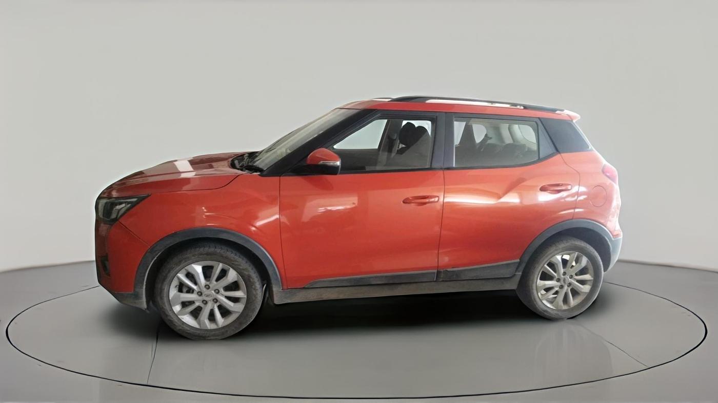 2019 Mahindra XUV300 W8 1.2 PETROL, Petrol, Manual, 80,147 km, exterior