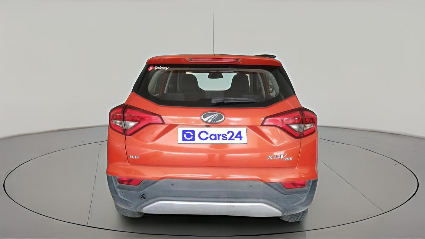 2019 Mahindra XUV300 W8 1.2 PETROL, Petrol, Manual, 80,147 km, exterior