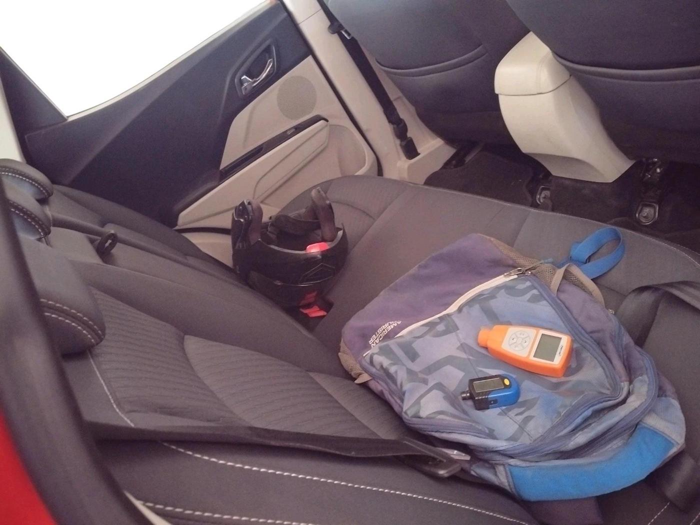 2019 Mahindra XUV300 W8 1.2 PETROL, Petrol, Manual, 80,147 km, interior