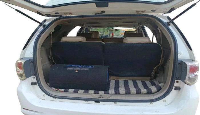 2013 Toyota Fortuner 3.0 4X4 MT, Diesel, Manual, 87,678 km, exterior