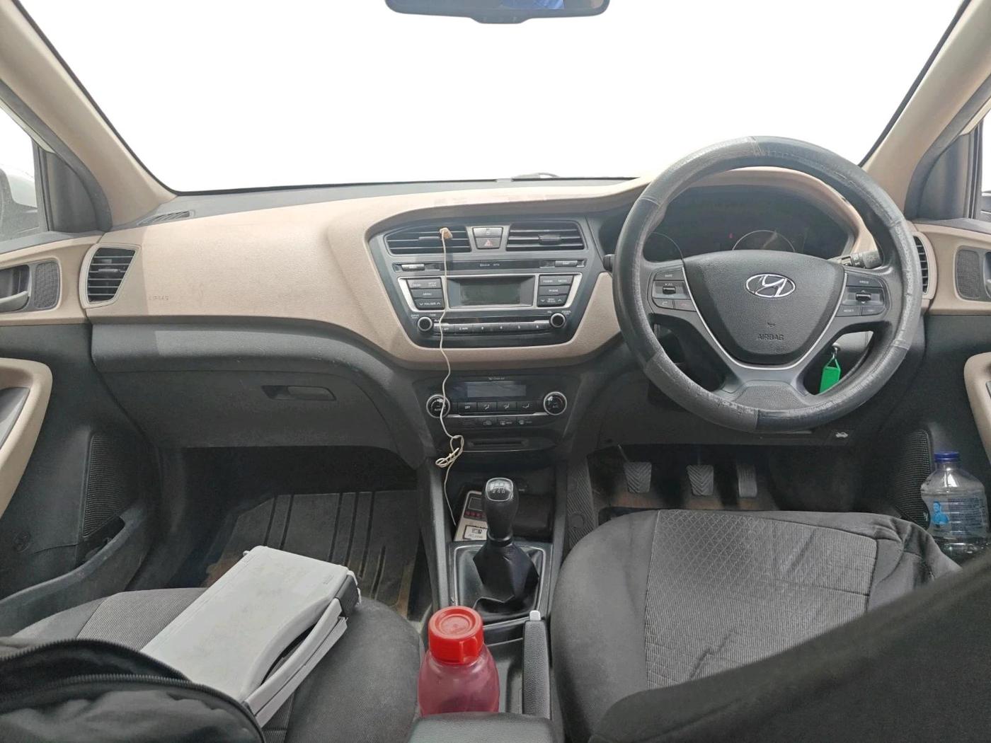 2017 Hyundai Elite i20 SPORTZ 1.2, Petrol, Manual, 70,845 km, interior