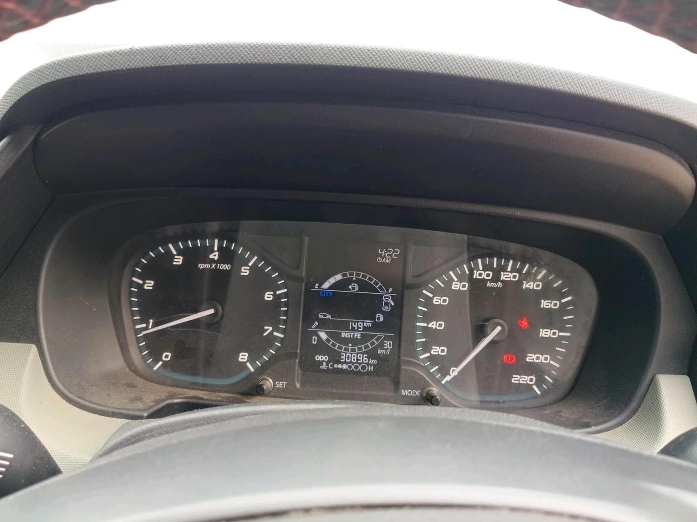 2023 Tata PUNCH ADVENTURE MT, Petrol, Manual, 30,896 km, interior