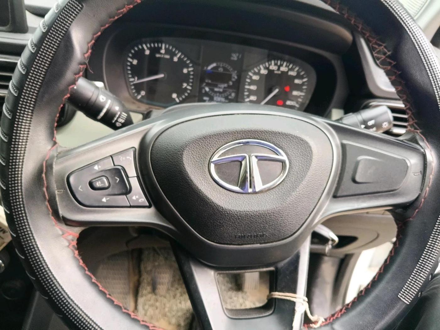 2023 Tata PUNCH ADVENTURE MT, Petrol, Manual, 30,896 km, interior