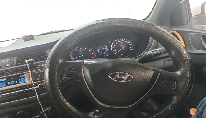 2016 Hyundai i20 Active 1.2 S, Petrol, Manual, 1,50,437 km, interior