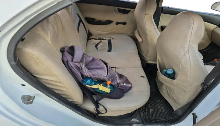 2015 Hyundai Eon D-LITE+, Petrol, Manual, 4,19,125 km, interior