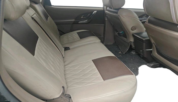 2012 Mahindra XUV500 W8, Diesel, Manual, 1,03,940 km, interior