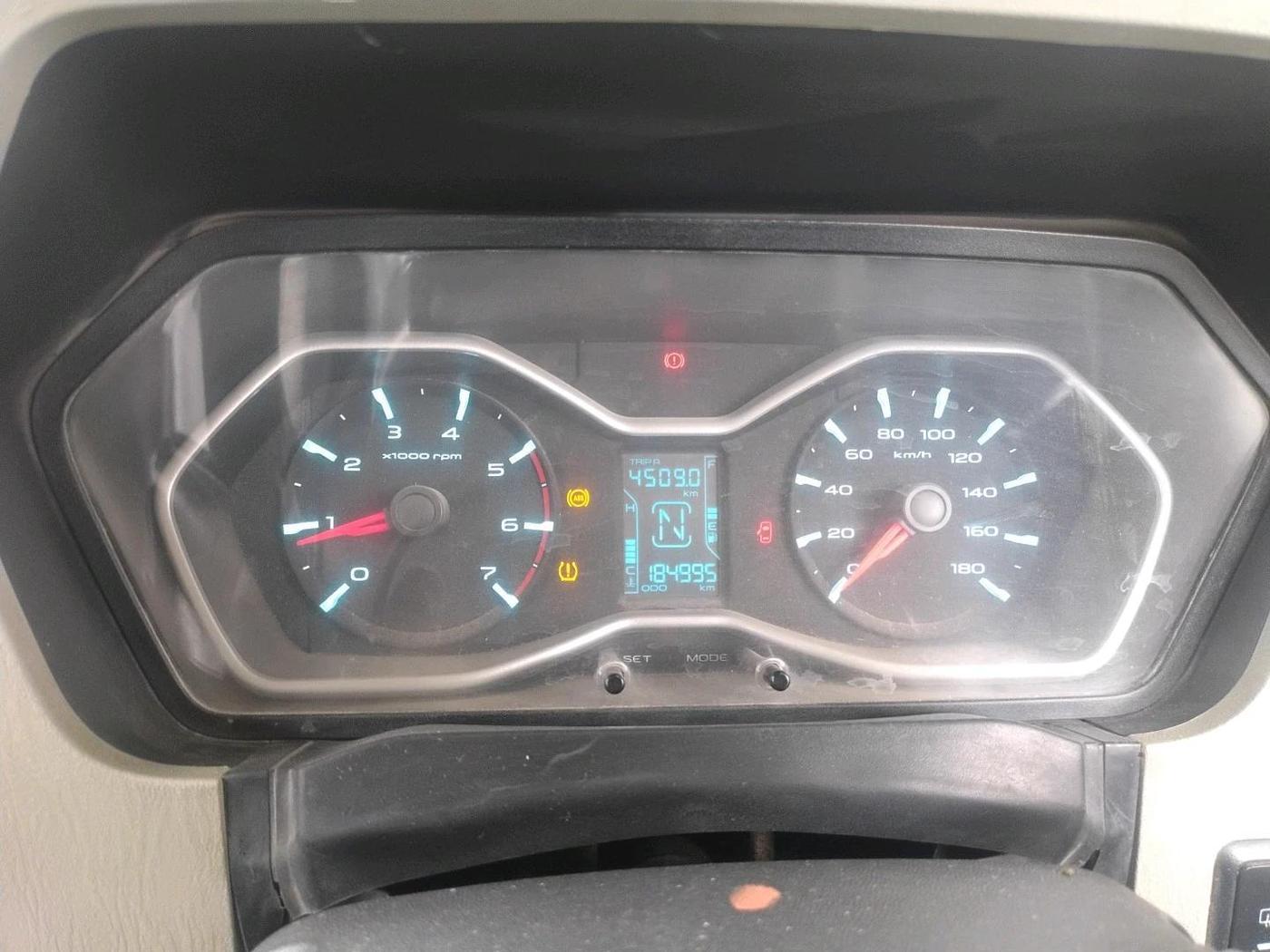 2018 Mahindra Scorpio S11 2WD, Diesel, Manual, 1,84,995 km, interior