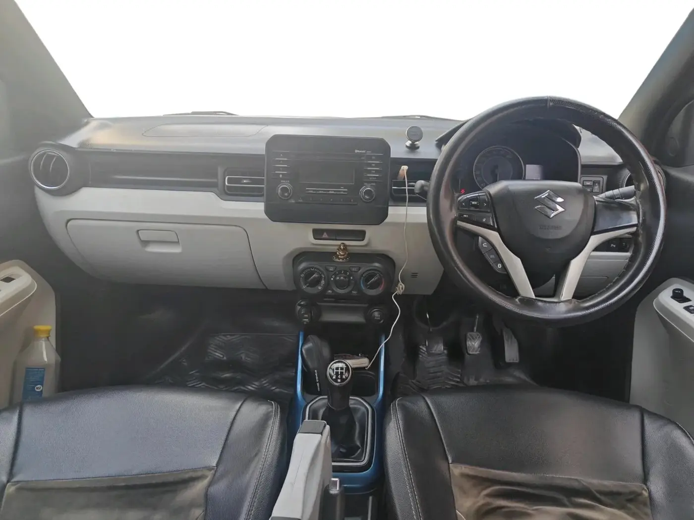 2017 Maruti IGNIS ZETA 1.2, Petrol, Manual, 1,60,397 km, interior