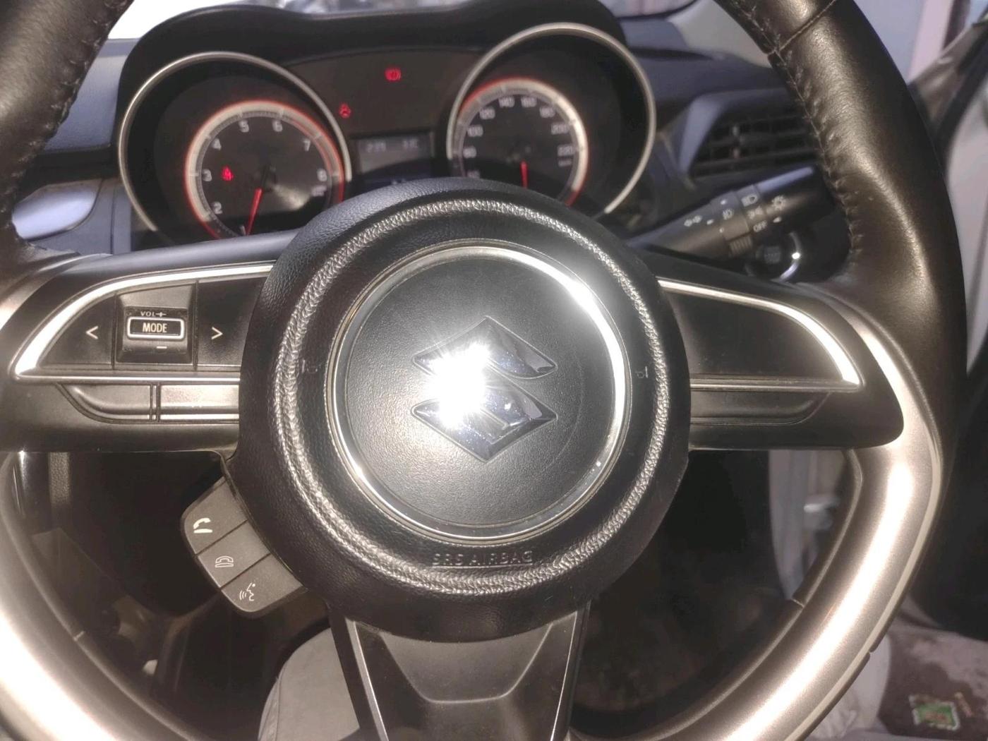 2021 Maruti Swift ZXI AMT, Petrol, Automatic, 17,000 km, interior