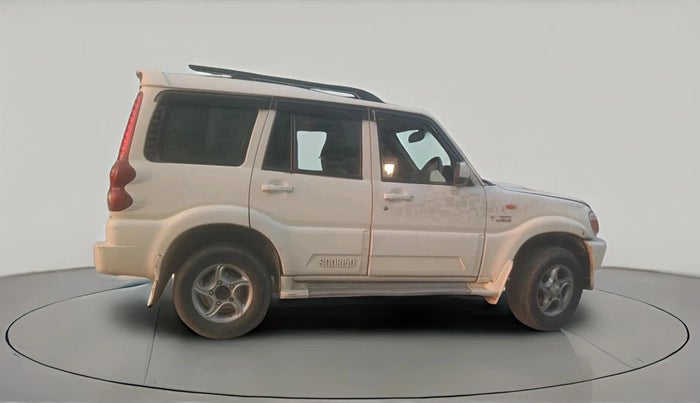 2010 Mahindra Scorpio VLX 2WD BS-III, Diesel, Manual, 2,02,324 km, exterior