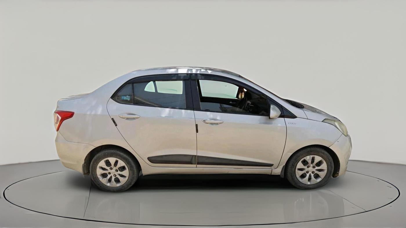2015 Hyundai Xcent S 1.2, Petrol, Manual, 1,77,800 km, exterior
