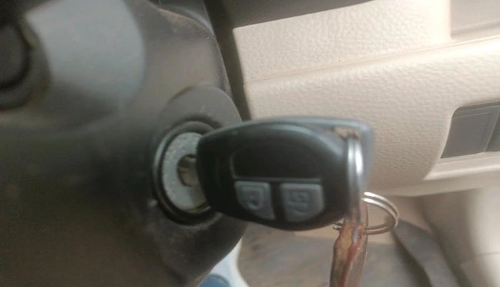 2015 Maruti Swift Dzire VXI, Petrol, Manual, 51,356 km, interior