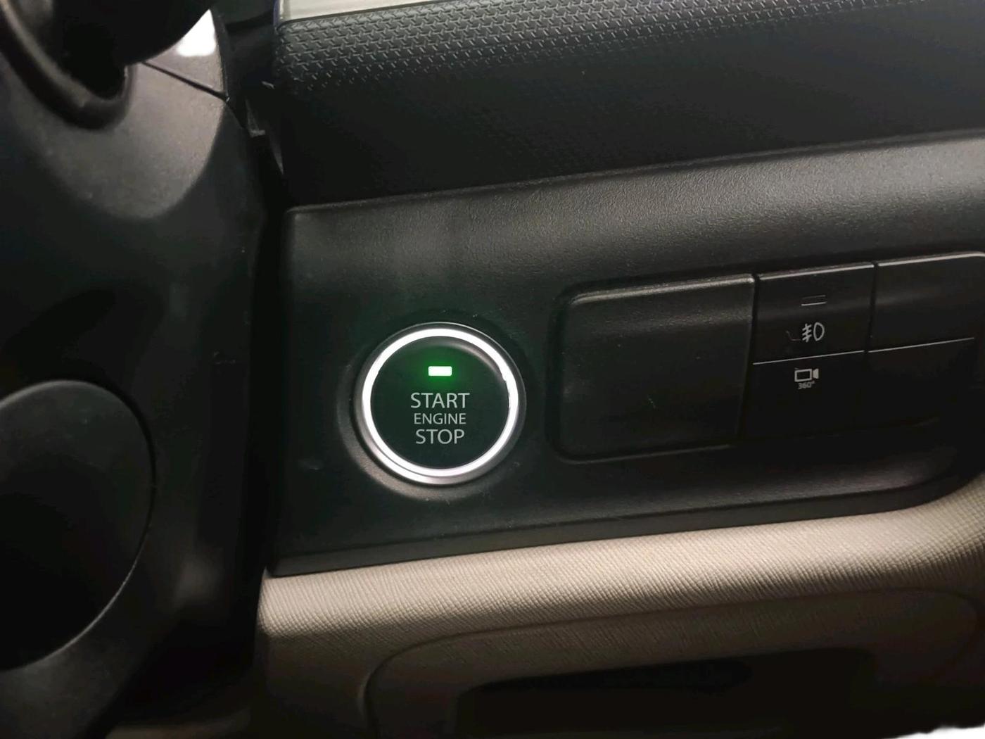 2025 Tata ALTROZ XZA PLUS (O) SUNROOF P , Petrol, Automatic, 3,100 km, interior