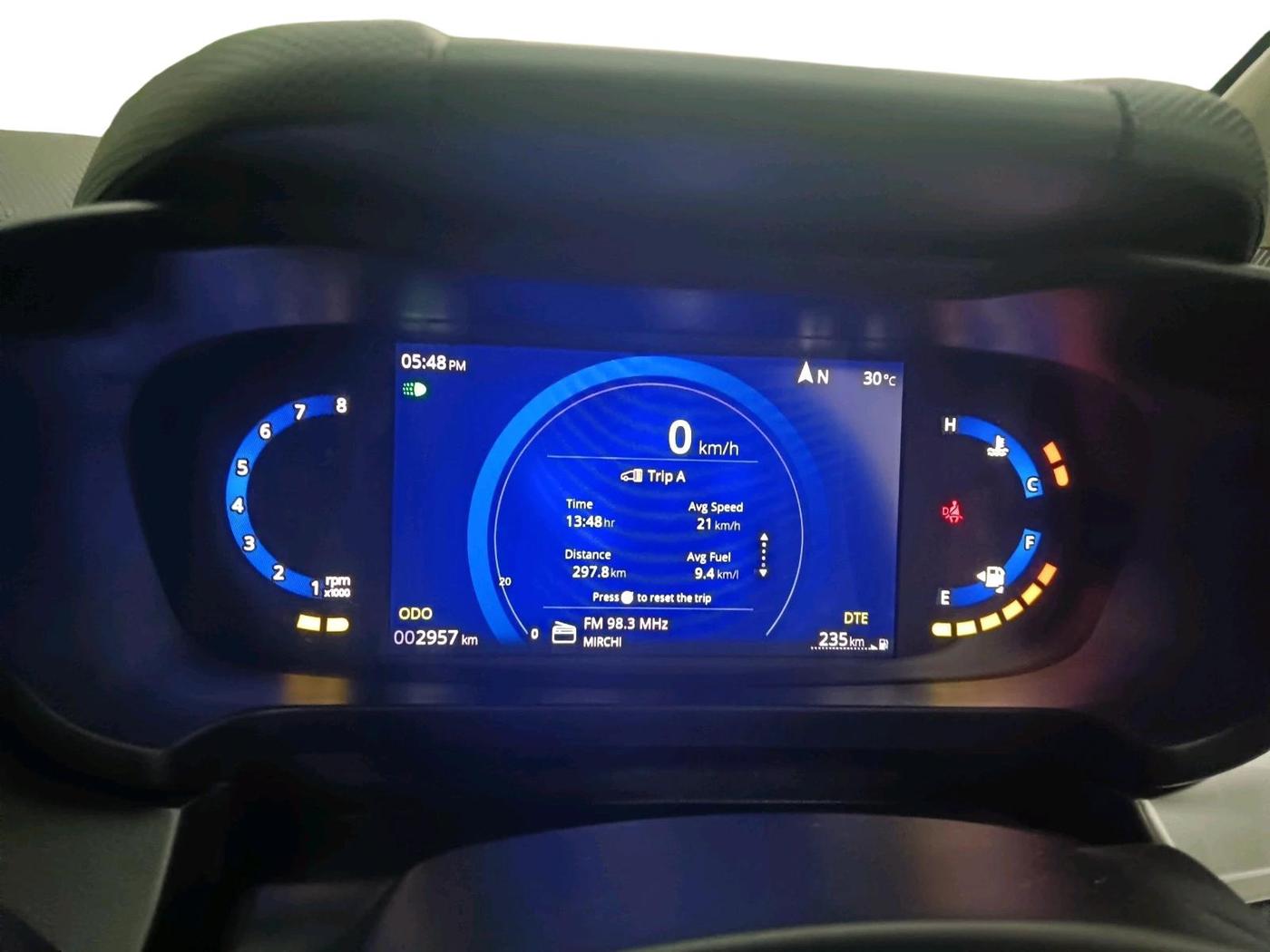 2025 Tata ALTROZ XZA PLUS (O) SUNROOF P , Petrol, Automatic, 3,100 km, interior