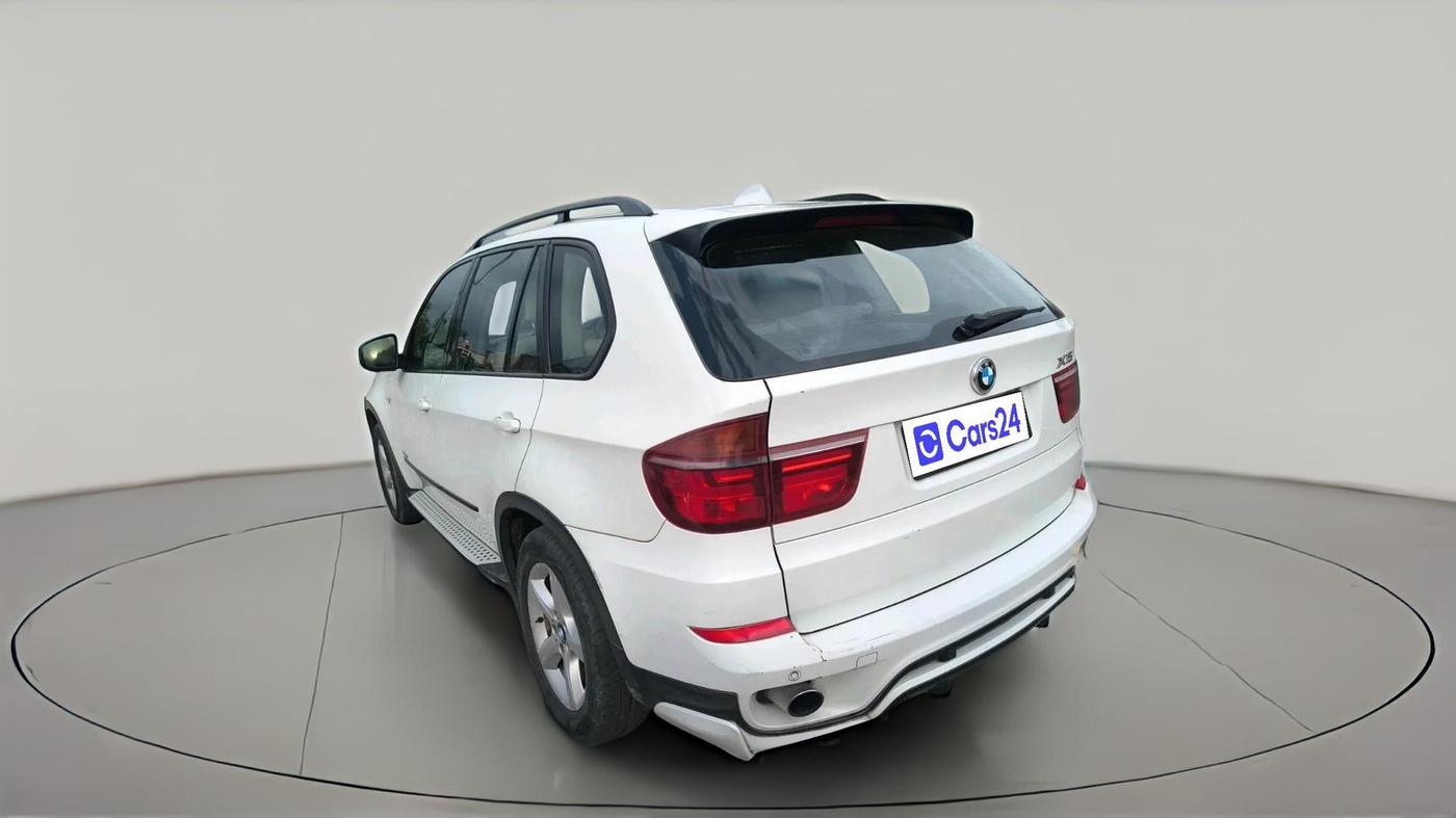 2013 BMW X5 xDrive 30d, Diesel, Automatic, 1,31,945 km, exterior