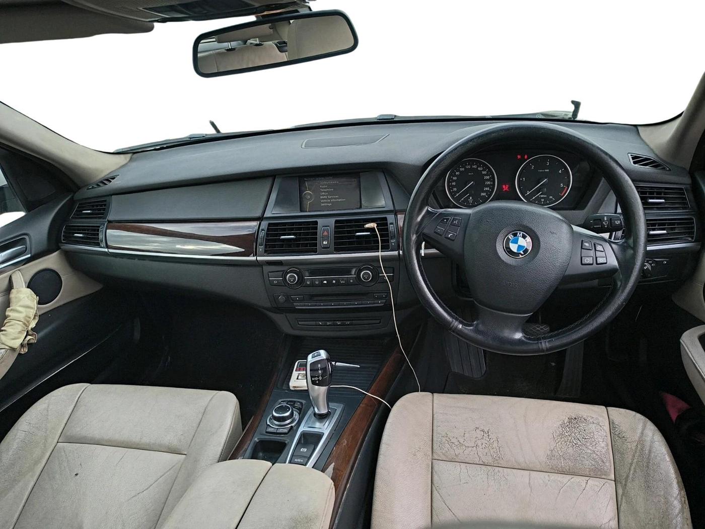 2013 BMW X5 xDrive 30d, Diesel, Automatic, 1,31,945 km, interior