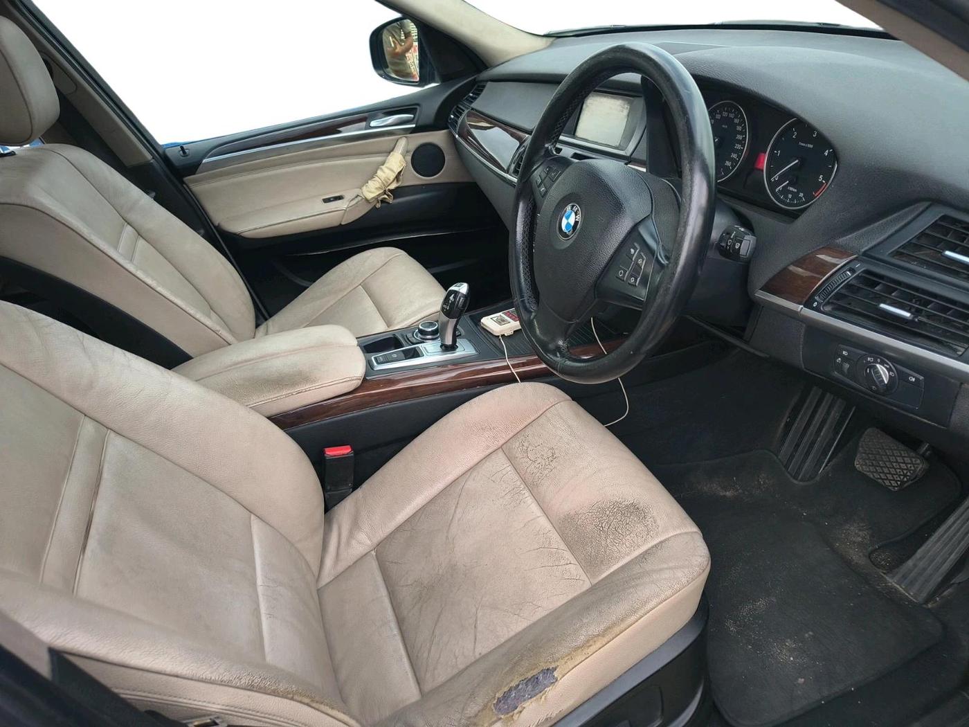 2013 BMW X5 xDrive 30d, Diesel, Automatic, 1,31,945 km, interior