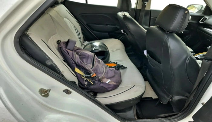 2019 Hyundai VENUE SX 1.0 TURBO, CNG, Manual, 1,01,864 km, interior