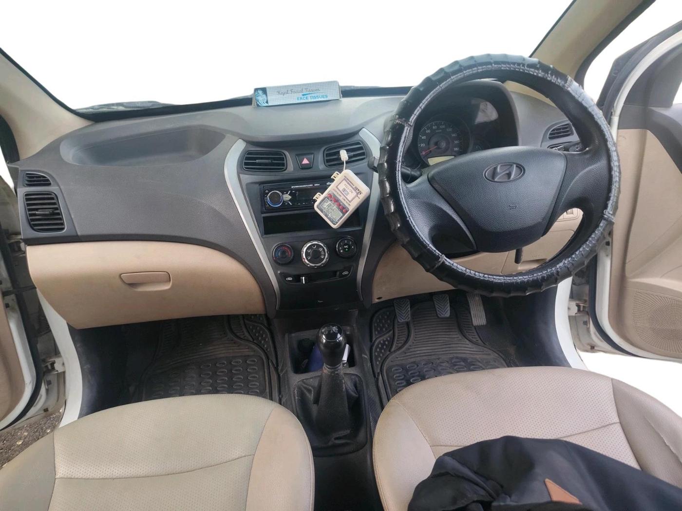 2017 Hyundai Eon ERA +, Petrol, Manual, 25,683 km, interior