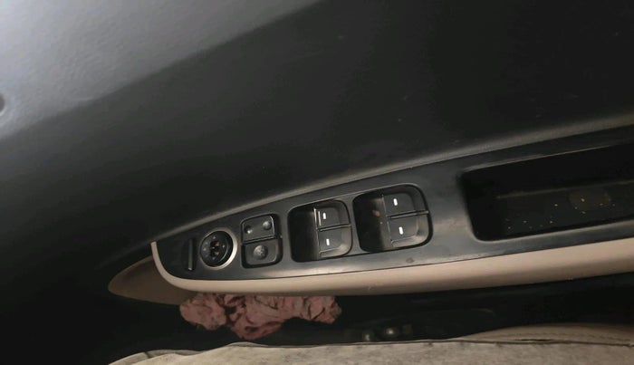 2018 Hyundai Xcent S 1.2 CRDI, Diesel, Manual, 2,25,446 km, interior