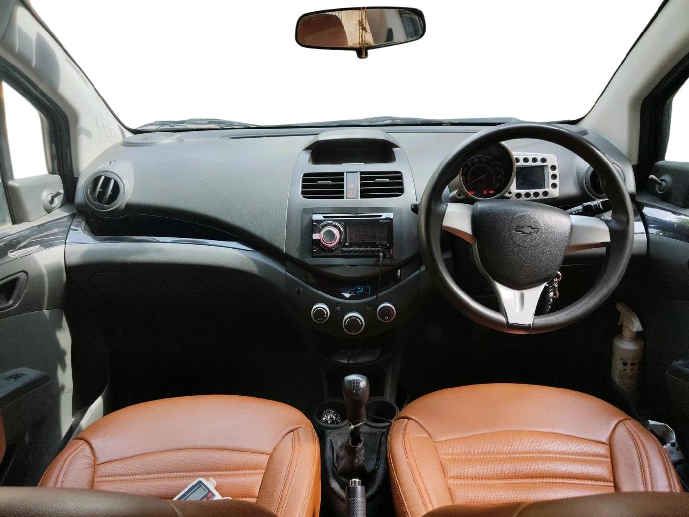 2011 Chevrolet Beat LT PETROL, Petrol, Manual, 71,045 km, interior