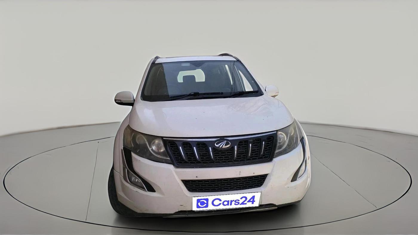 2016 Mahindra XUV500 W10, Diesel, Manual, 1,25,203 km, exterior