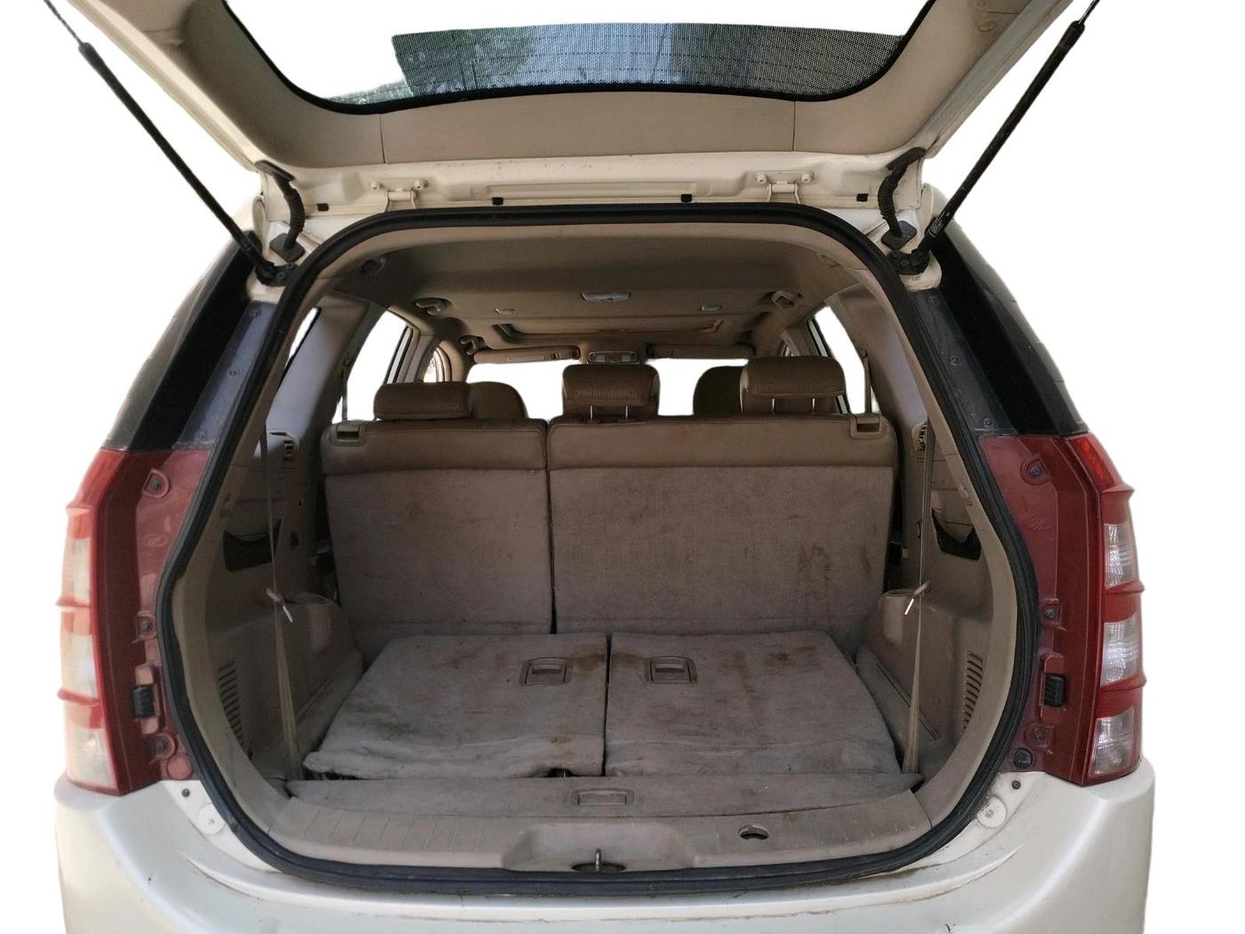 2016 Mahindra XUV500 W10, Diesel, Manual, 1,25,203 km, exterior