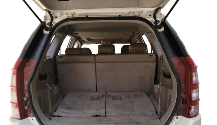 2016 Mahindra XUV500 W10, Diesel, Manual, 1,25,203 km, exterior