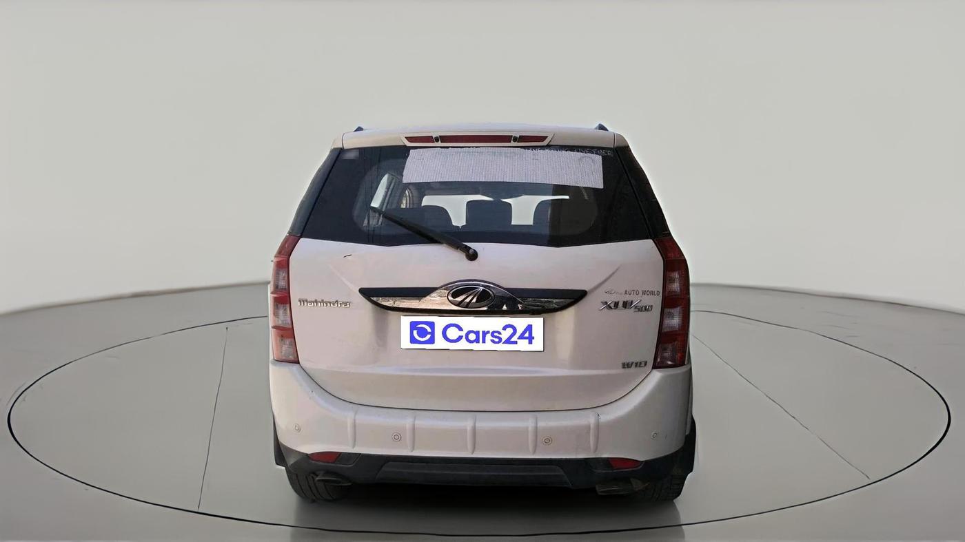 2016 Mahindra XUV500 W10, Diesel, Manual, 1,25,203 km, exterior