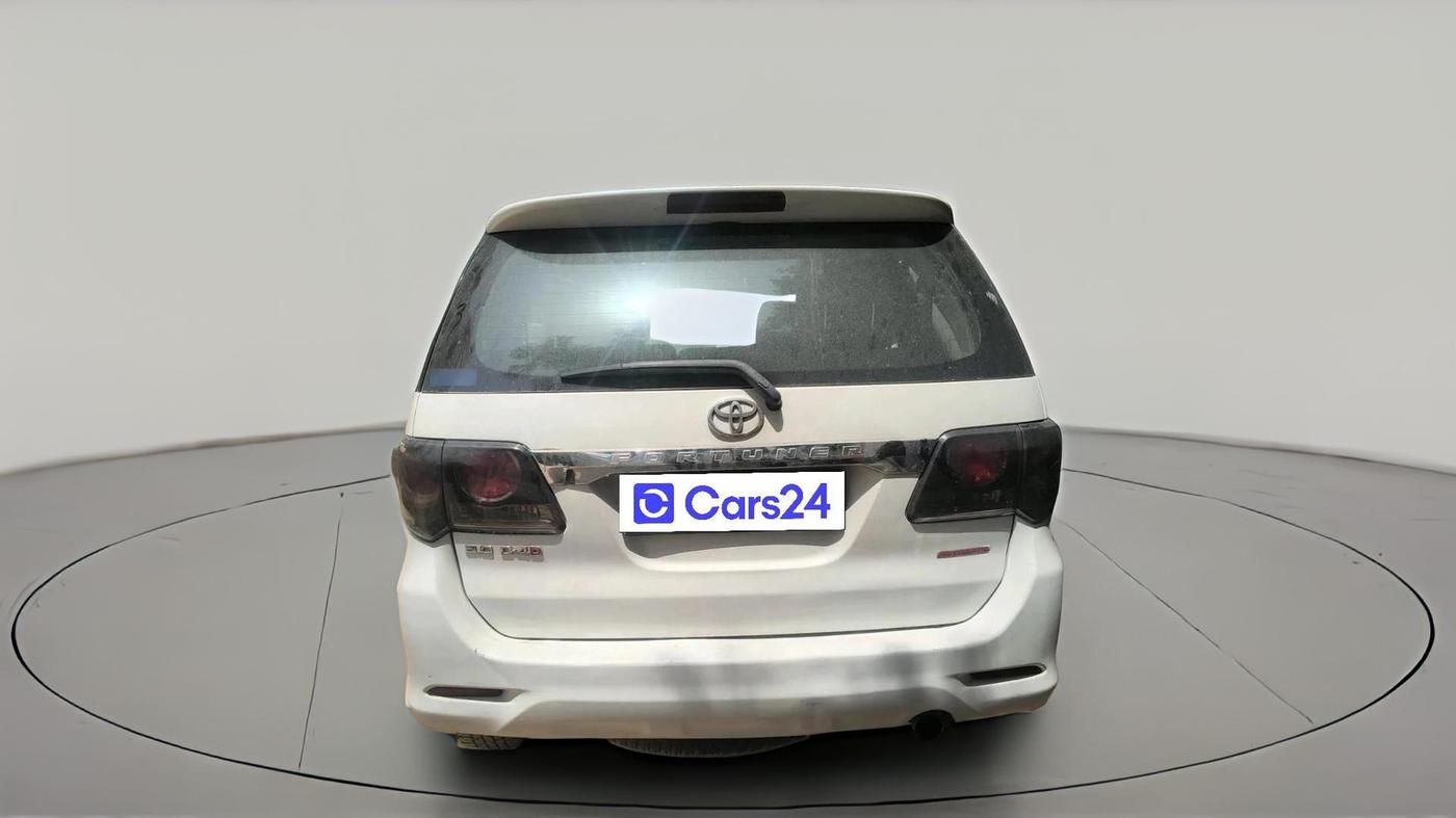 2016 Toyota Fortuner 3.0 4X2 AT, Diesel, Automatic, 2,15,500 km, exterior