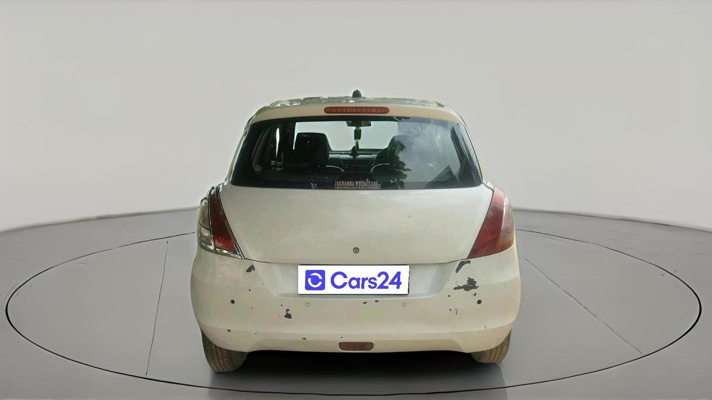 2015 Maruti Swift VDI, Diesel, Manual, 1,30,331 km, exterior
