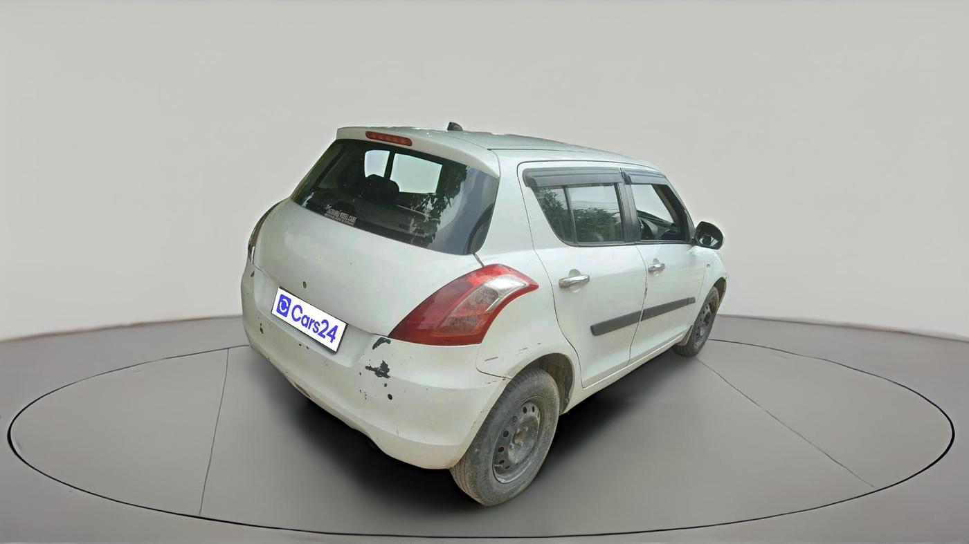 2015 Maruti Swift VDI, Diesel, Manual, 1,30,331 km, exterior