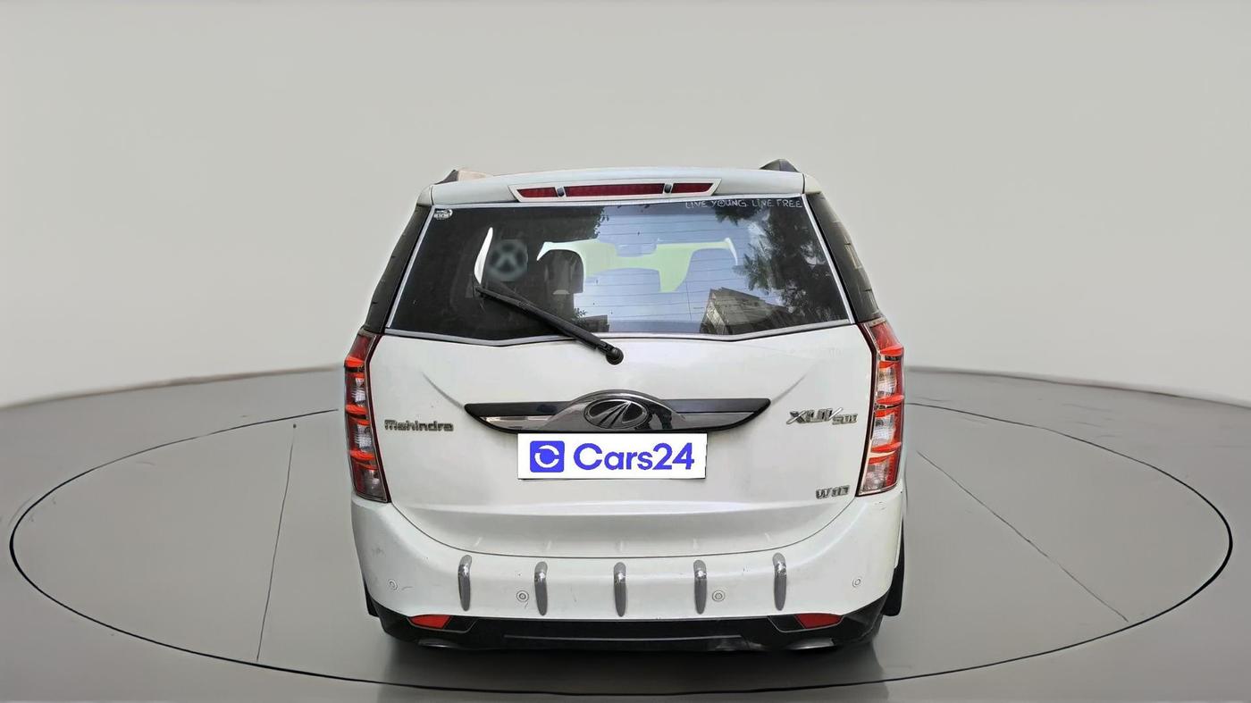 2018 Mahindra XUV500 W10, Diesel, Manual, 1,10,104 km, exterior