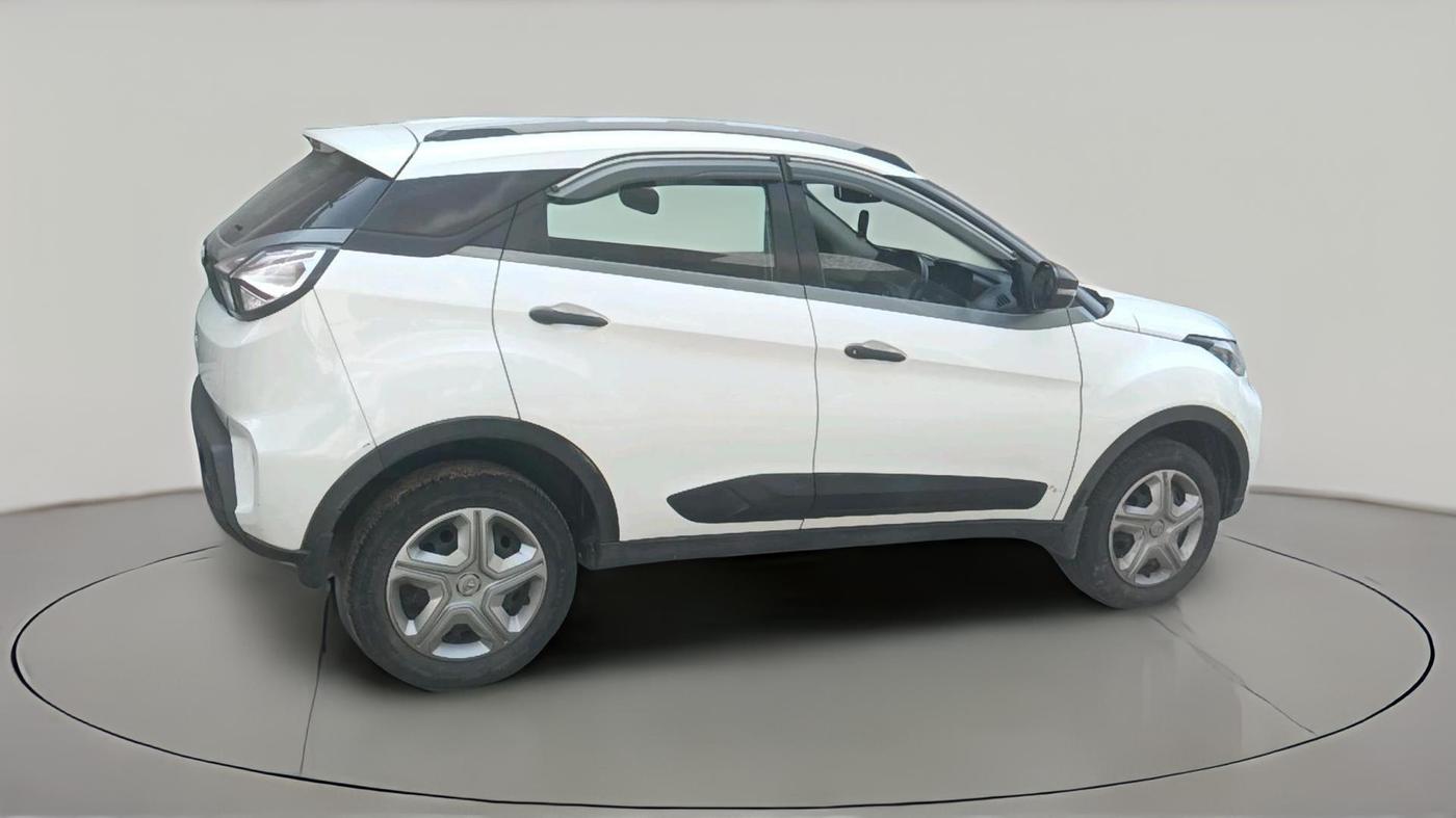 2021 Tata NEXON XM PETROL, Petrol, Manual, 52,708 km, exterior