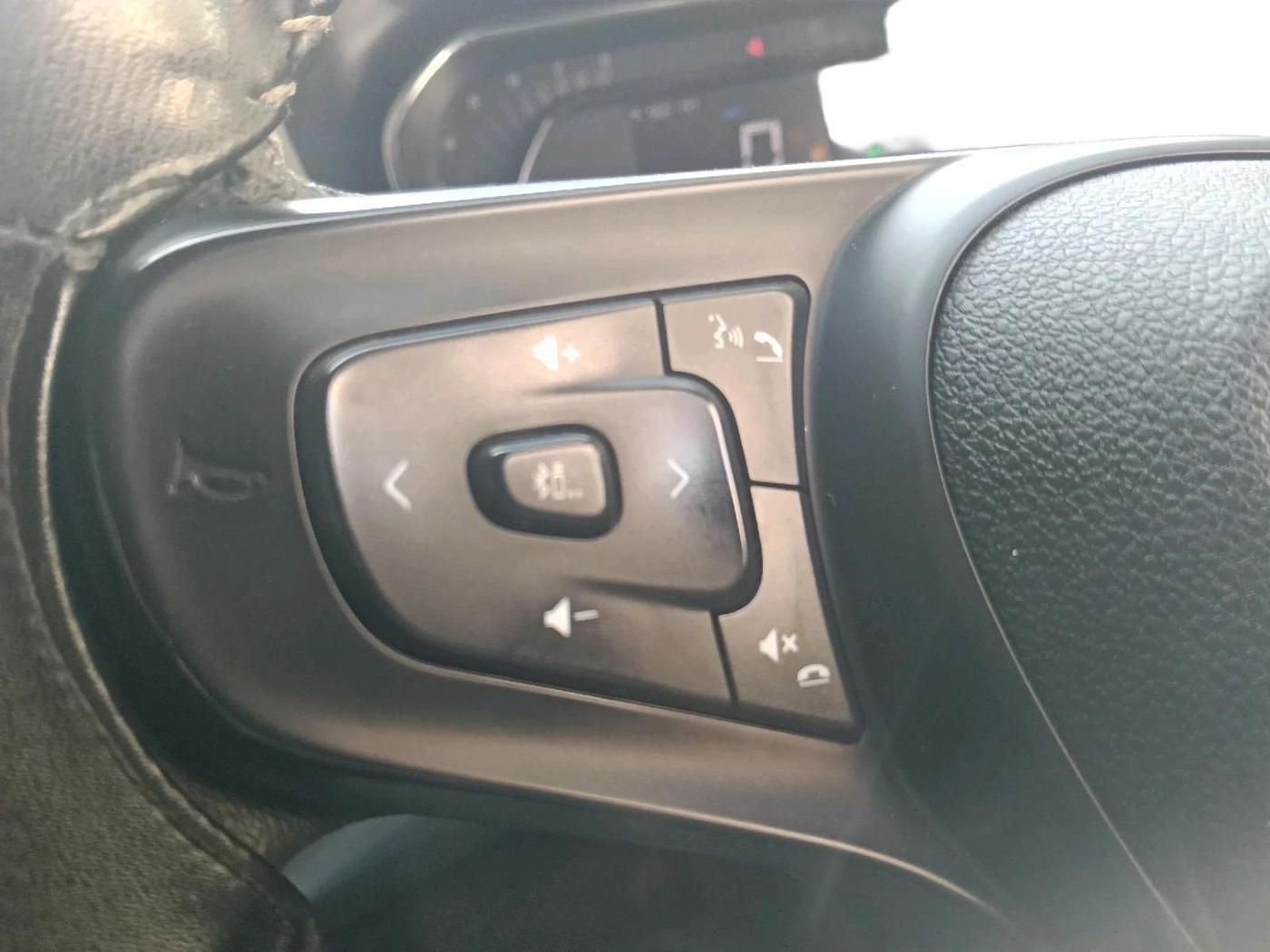 2021 Tata NEXON XM PETROL, Petrol, Manual, 52,708 km, interior