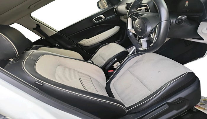 2022 Hyundai VENUE SX (O) 1.0 TURBO DCT, Petrol, Automatic, 46,063 km, interior