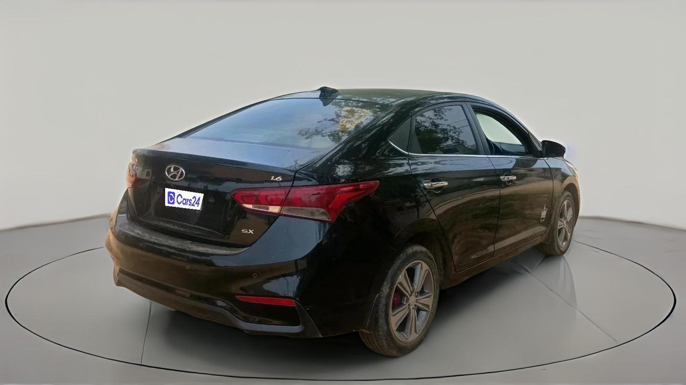 2018 Hyundai Verna 1.6 VTVT SX (O) AT, Petrol, Automatic, 33,939 km, exterior