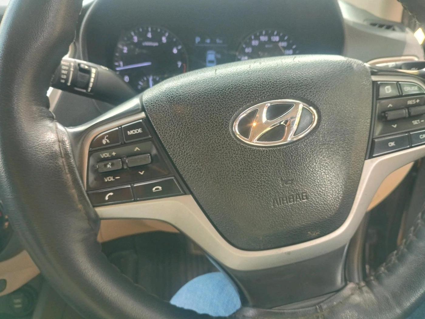 2018 Hyundai Verna 1.6 VTVT SX (O) AT, Petrol, Automatic, 33,939 km, interior