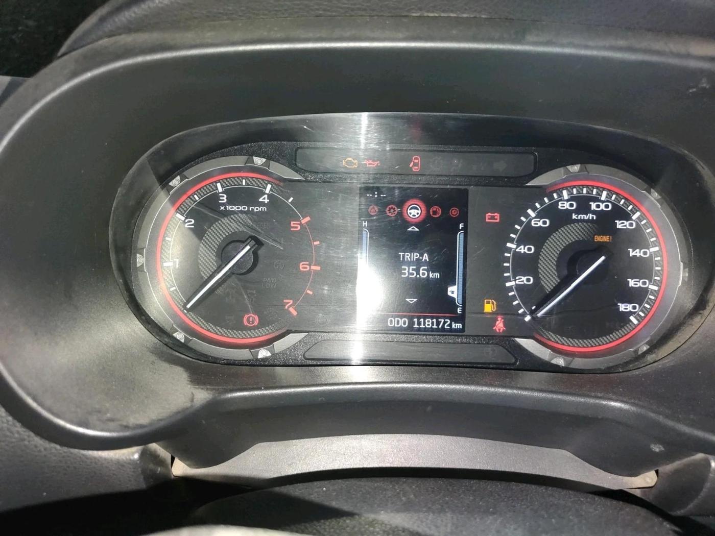 2023 Mahindra Thar LX HARD TOP 4WD MT, Diesel, Manual, 1,18,172 km, interior