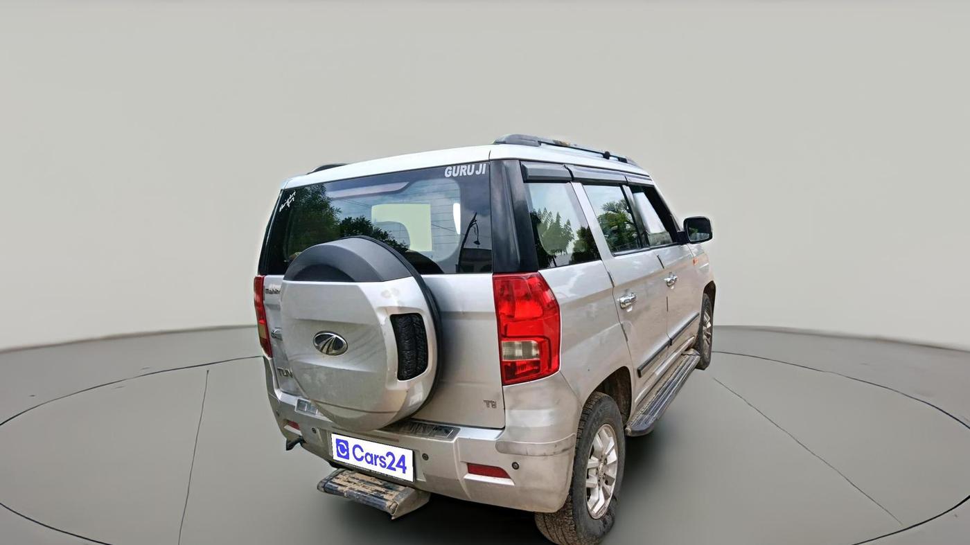 2017 Mahindra TUV300 T8, Diesel, Manual, 1,45,088 km, exterior