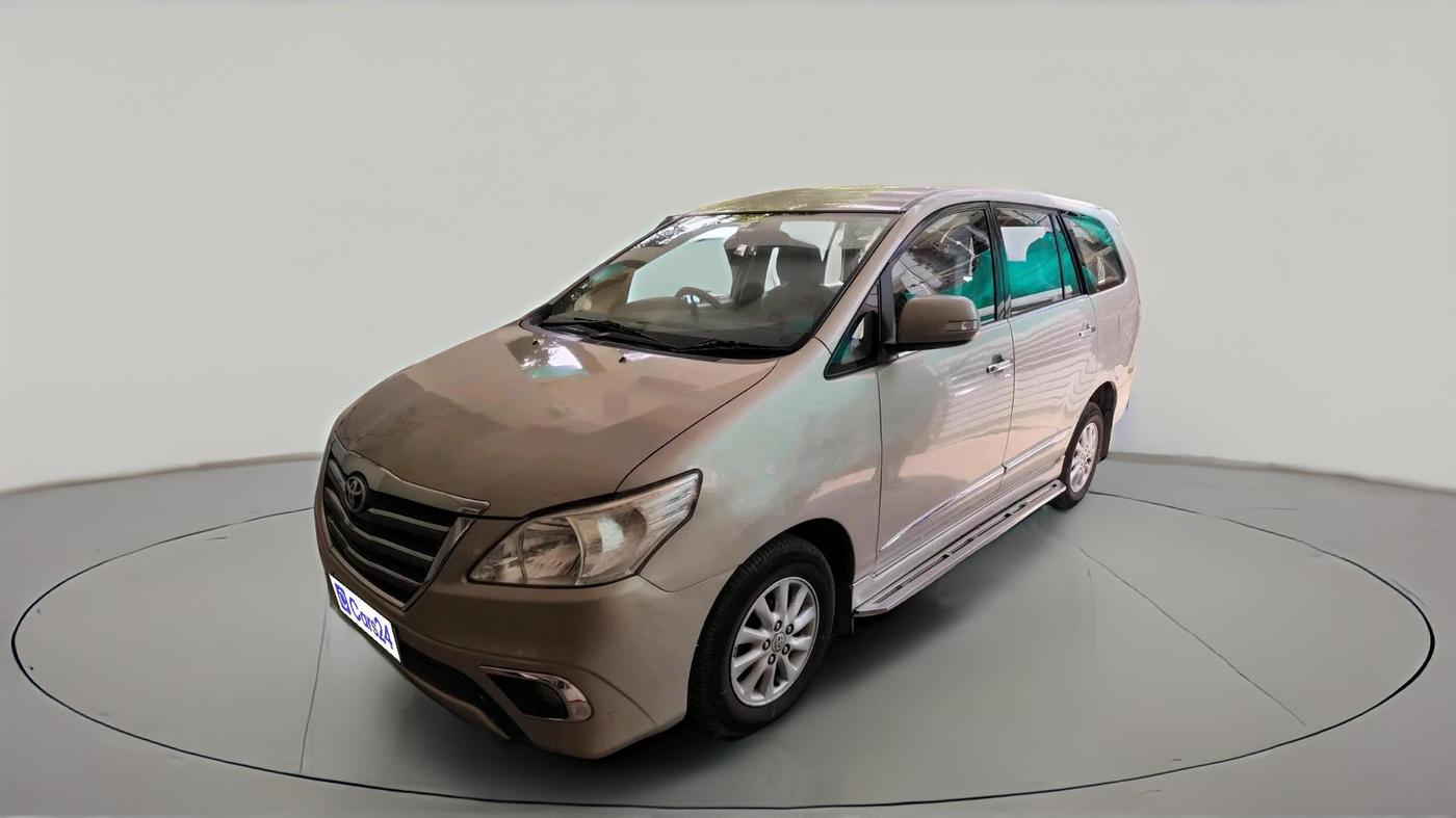2014 Toyota Innova 2.5 VX 8 STR, Diesel, Manual, 1,27,095 km, exterior