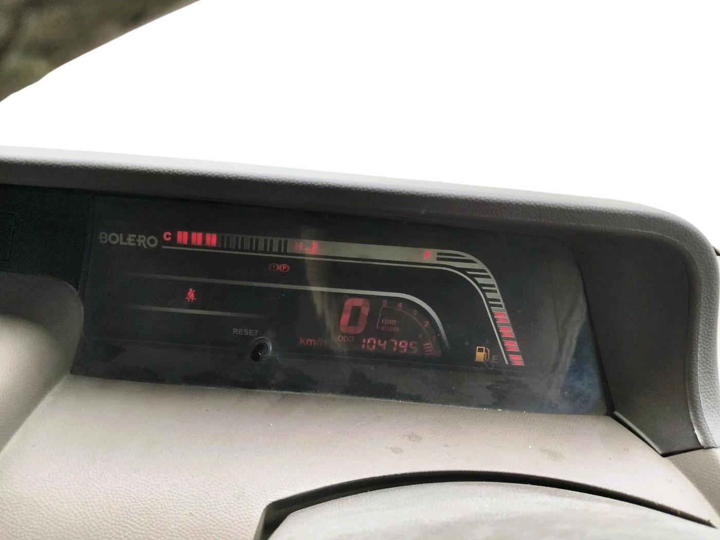 2012 Mahindra Bolero ZLX BS IV, Diesel, Manual, 1,04,795 km, interior