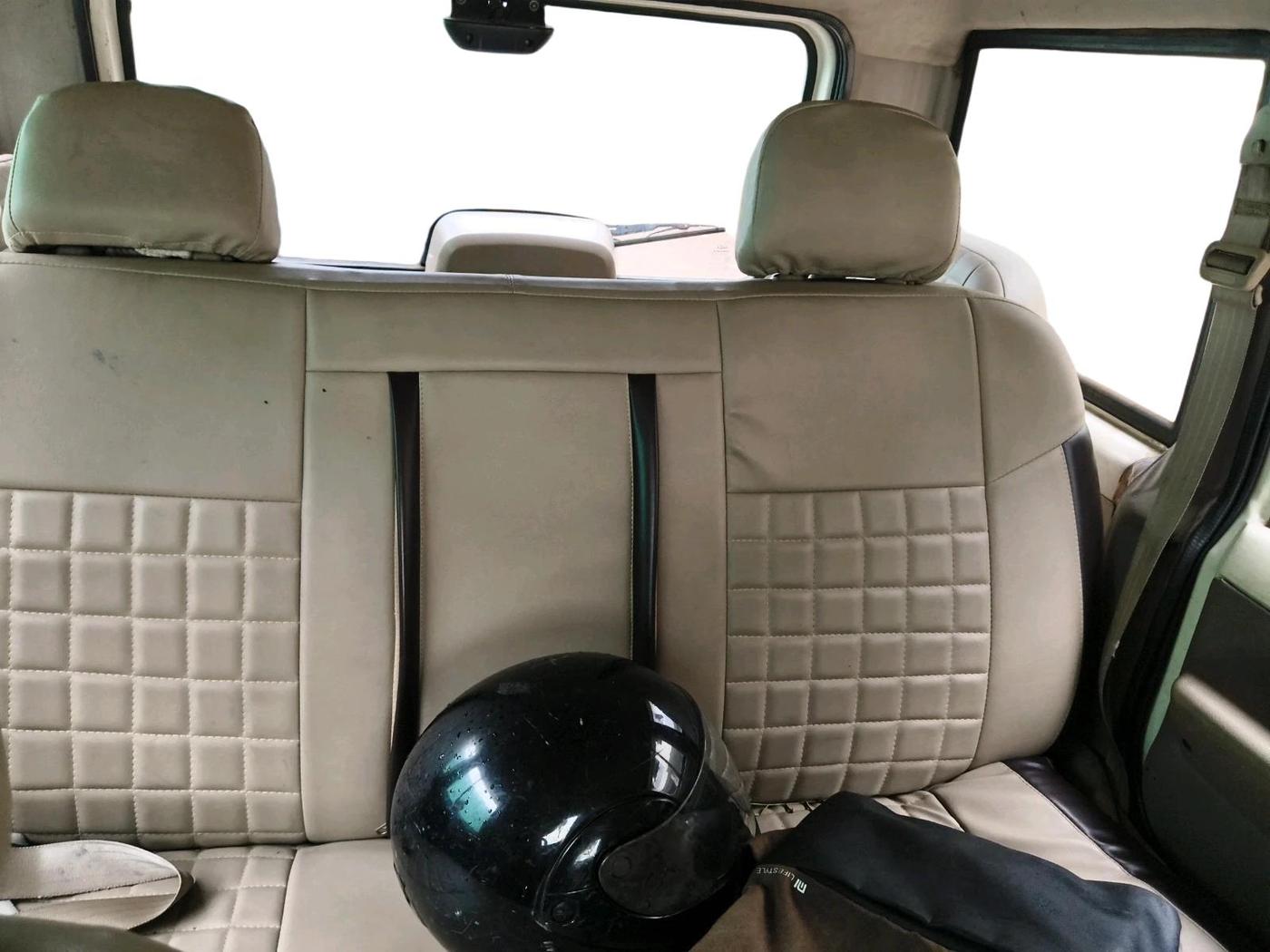 2012 Mahindra Bolero ZLX BS IV, Diesel, Manual, 1,04,795 km, interior