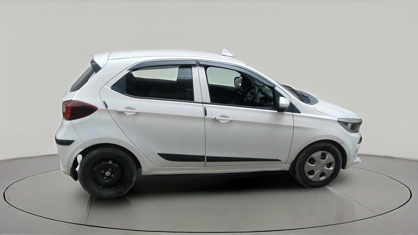 2020 Tata Tiago XT PETROL, Petrol, Manual, 66,698 km, exterior
