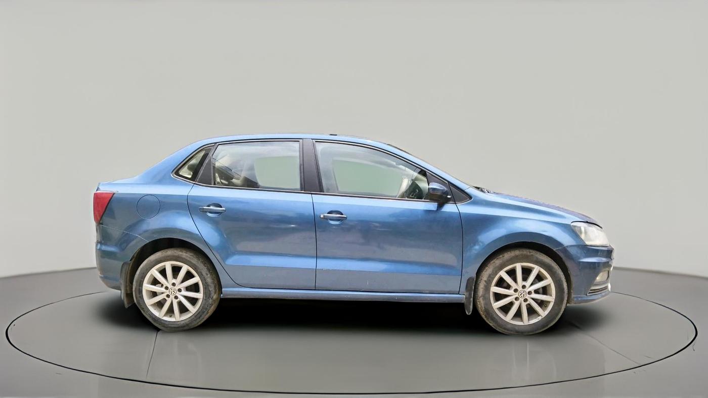 2017 Volkswagen Ameo HIGHLINE1.2L, Petrol, Manual, 51,921 km, exterior
