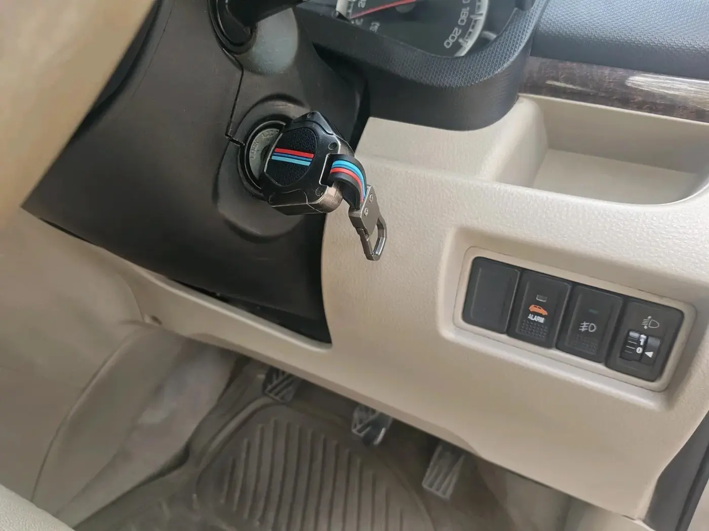 2013 Maruti Swift Dzire VDI, Diesel, Manual, 1,17,375 km, interior